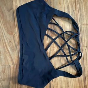 Lululemon Free to be wild bra